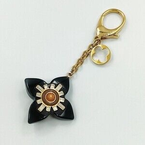 Louis Vuitton Resin Gold Tone Fleur #224024L29B